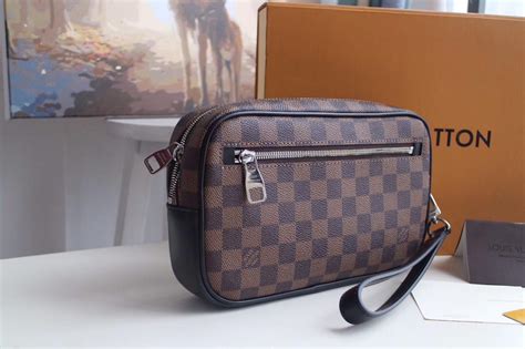 Louis Vuitton Kasai Clutch Black/Brown 